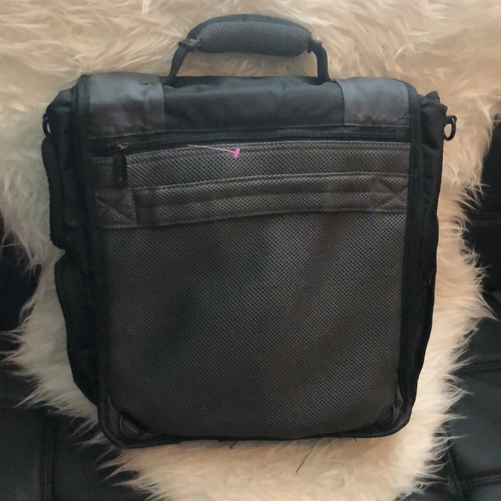 Targus Backpack - image 4